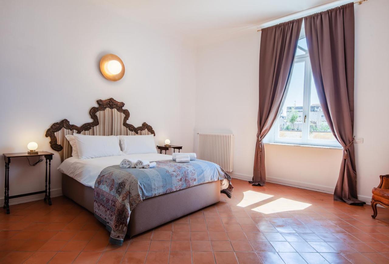 Palazzo Marigliano - Serviced Apartments Napels Buitenkant foto