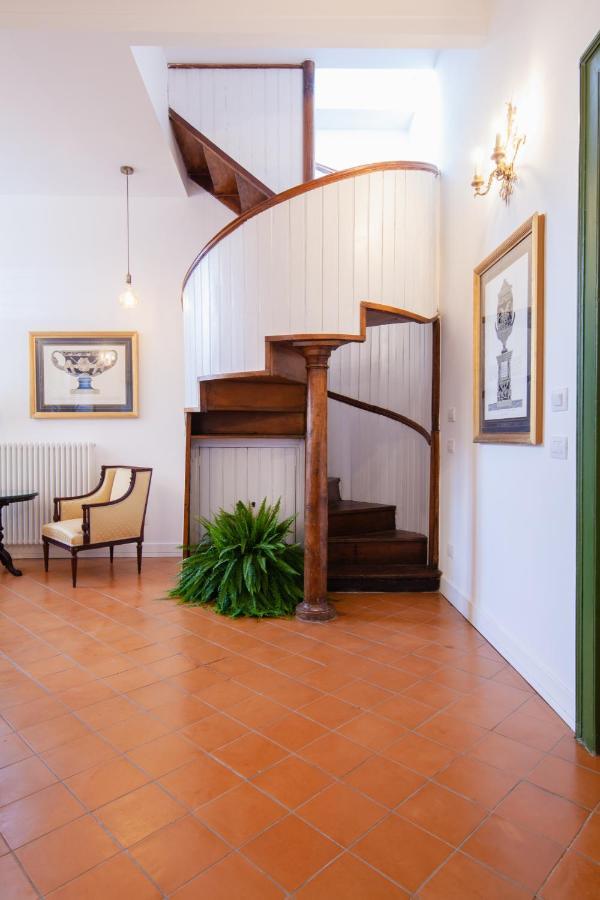 Palazzo Marigliano - Serviced Apartments Napels Buitenkant foto
