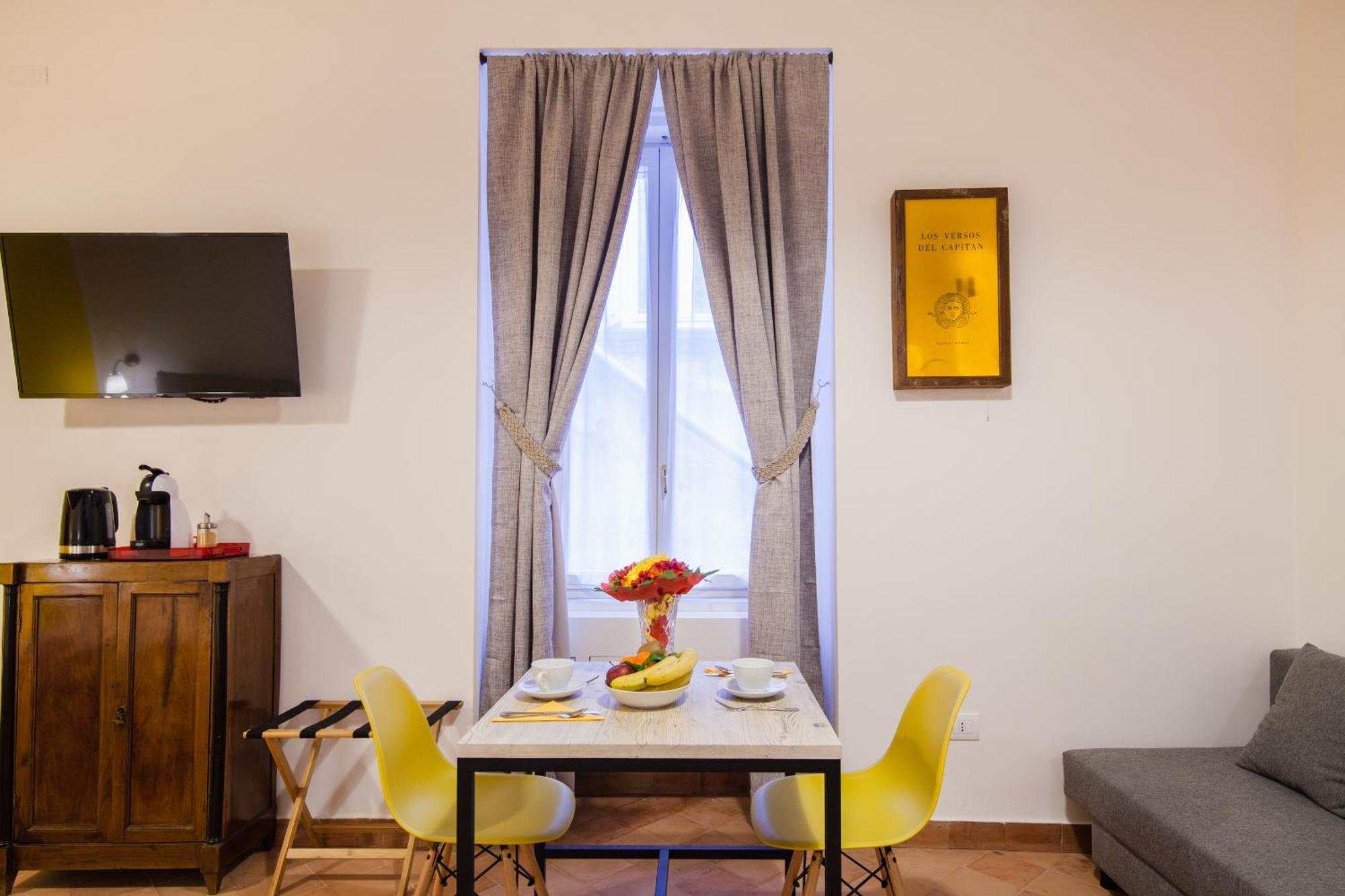 Palazzo Marigliano - Serviced Apartments Napels Kamer foto