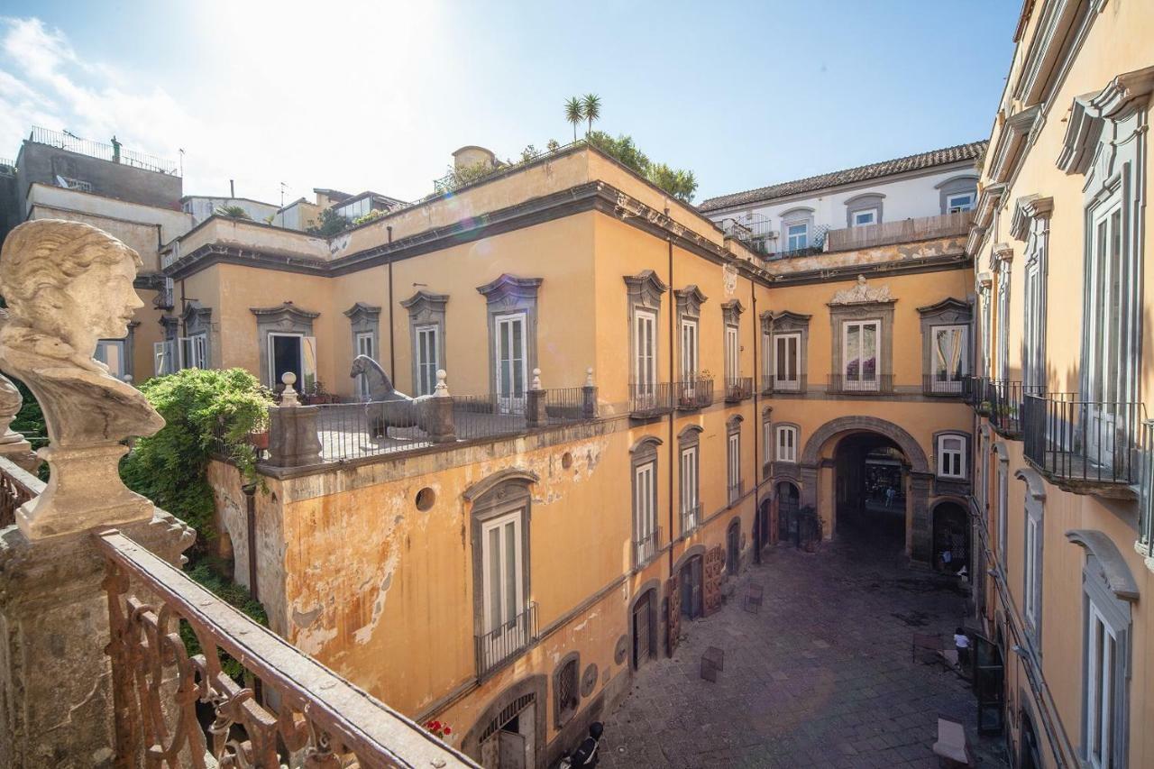 Palazzo Marigliano - Serviced Apartments Napels Buitenkant foto